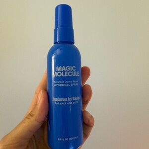 Magic molecule spray